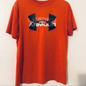 Boy’s Under Armour dri-fit t-shirt